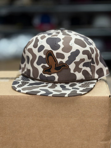 Lady duck camo rope front hat